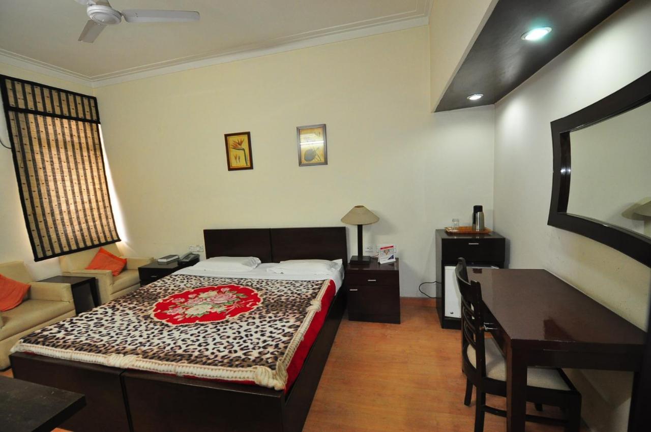 New Delhi Ymca Tourist Hostel Екстер'єр фото