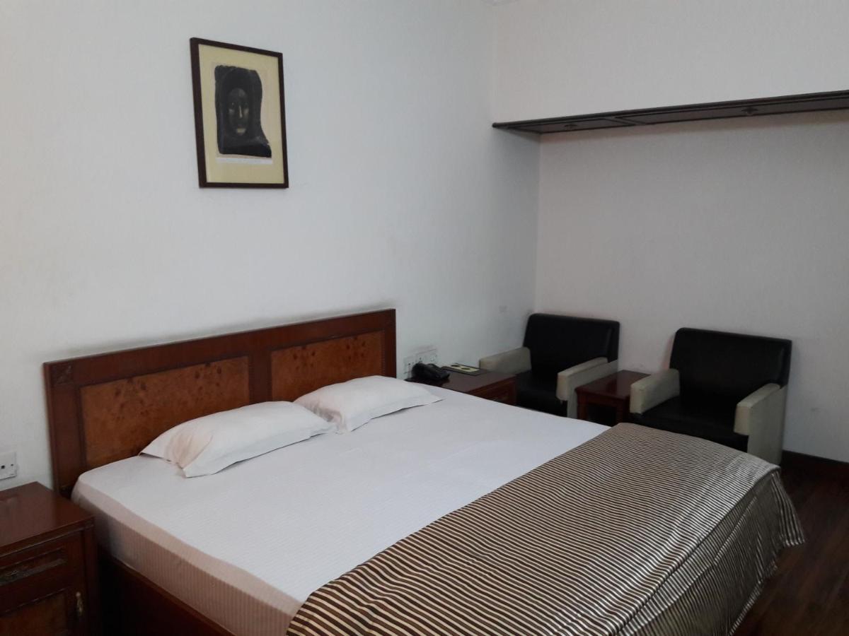 New Delhi Ymca Tourist Hostel Екстер'єр фото