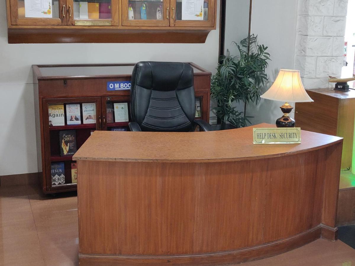 New Delhi Ymca Tourist Hostel Екстер'єр фото