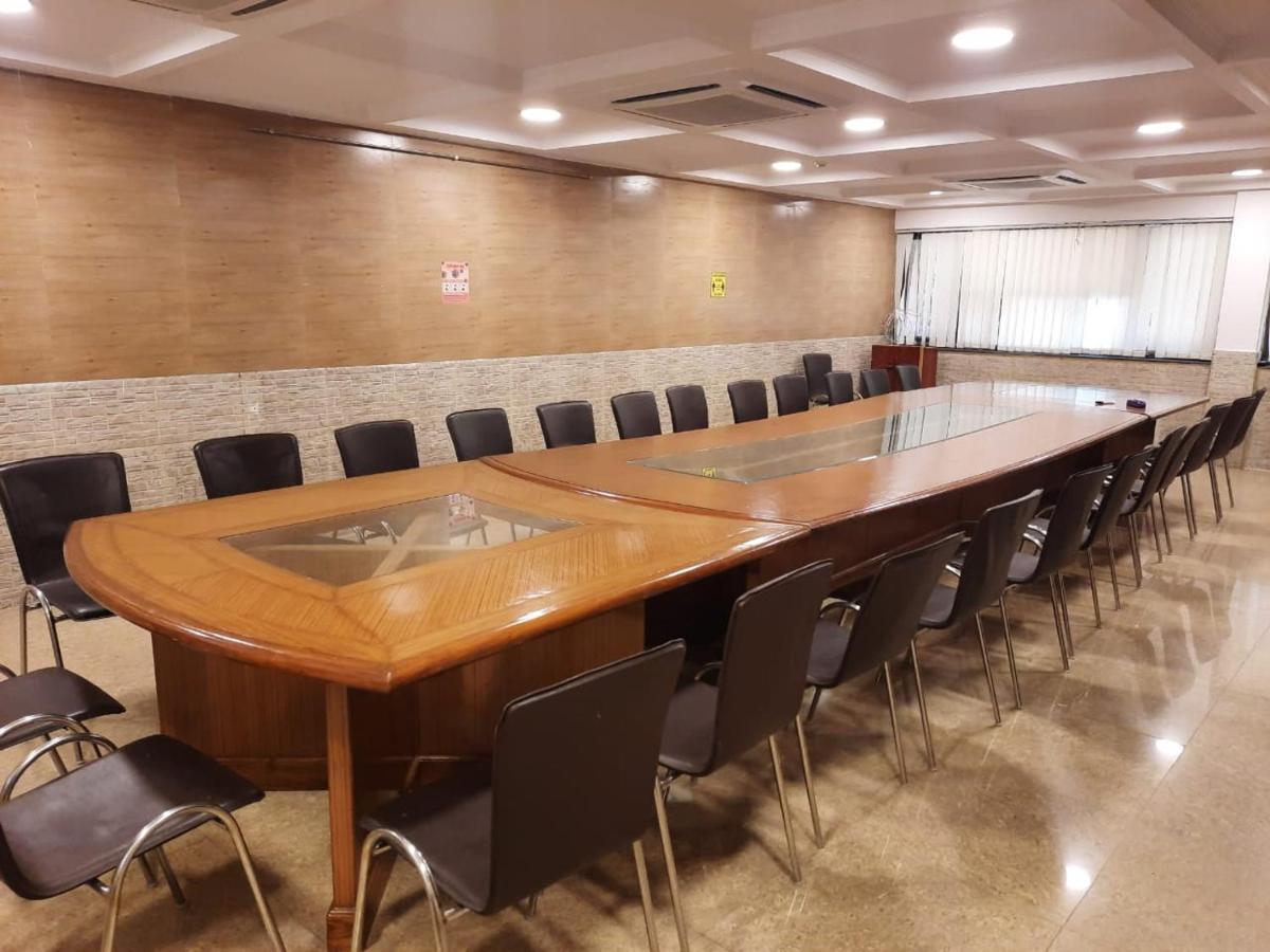 New Delhi Ymca Tourist Hostel Екстер'єр фото