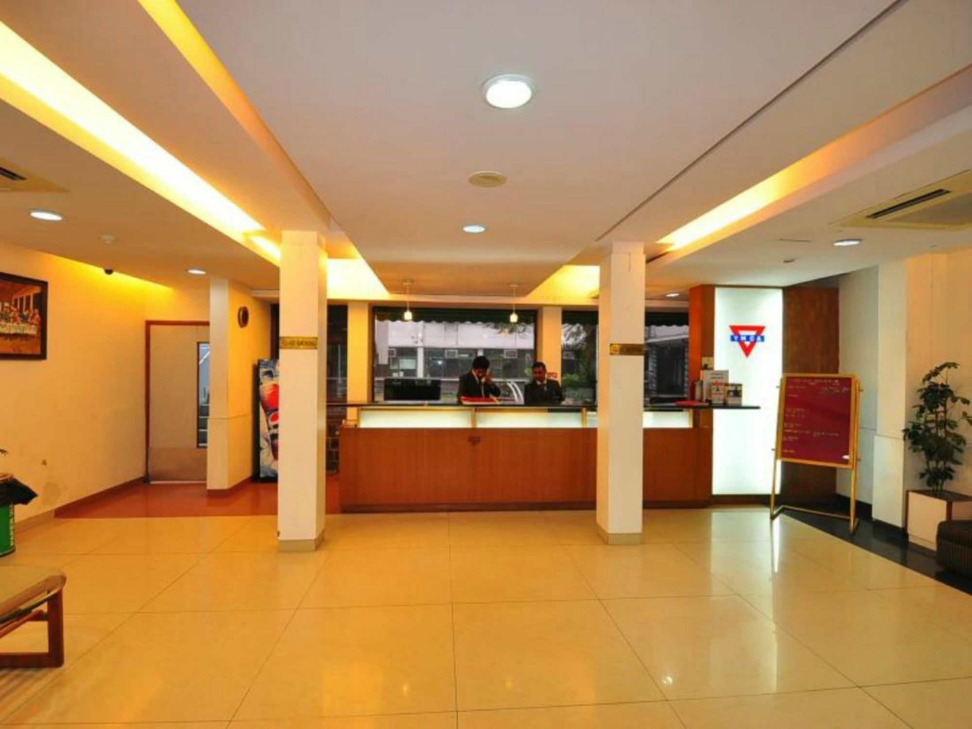 New Delhi Ymca Tourist Hostel Екстер'єр фото