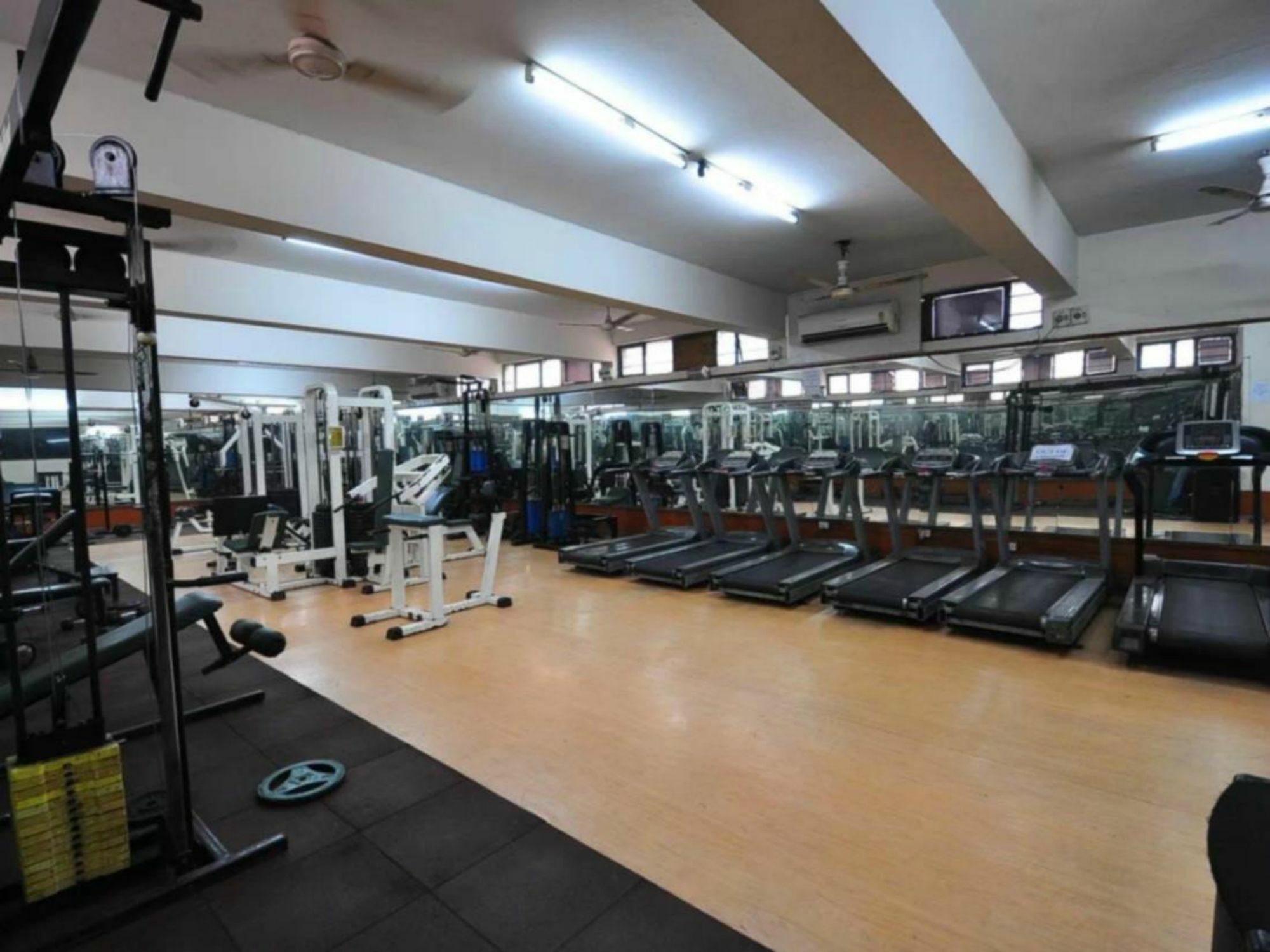 New Delhi Ymca Tourist Hostel Екстер'єр фото